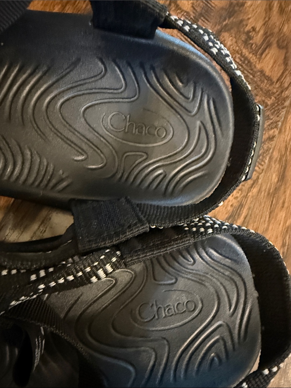 Chaco Black Strappy Outdoor Sandals, size women’s 9 - Picture 5 of 11
